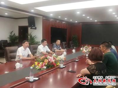 江蘇蘊(yùn)德實業(yè)有限公司董事長陳慶明來我縣考察